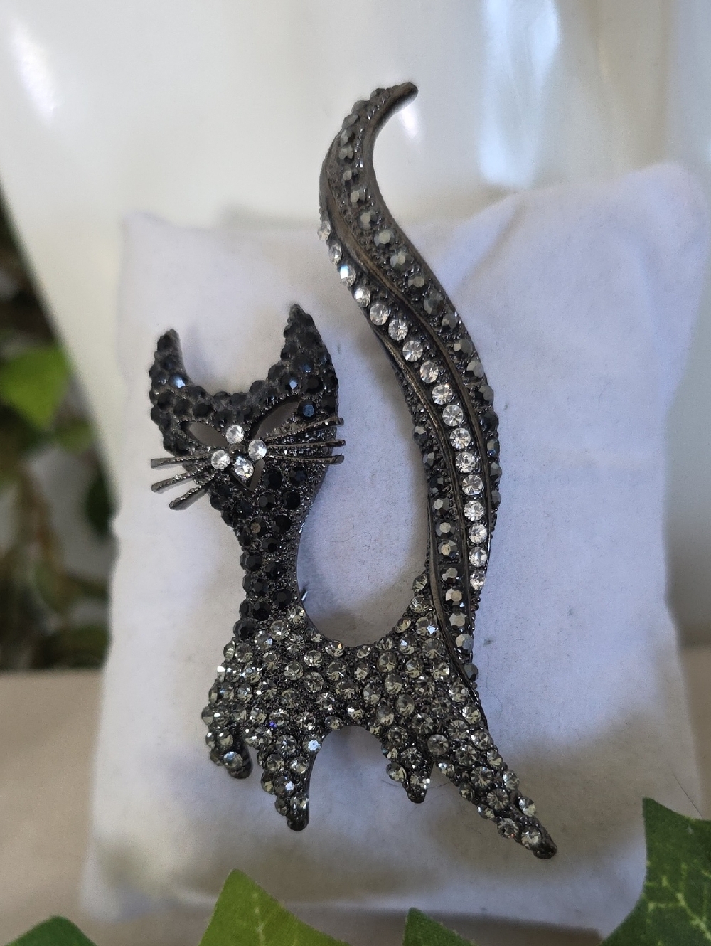 Mod Silver Gunmetal with Black and Clear Crystals Kitty Cat Brooch Pin